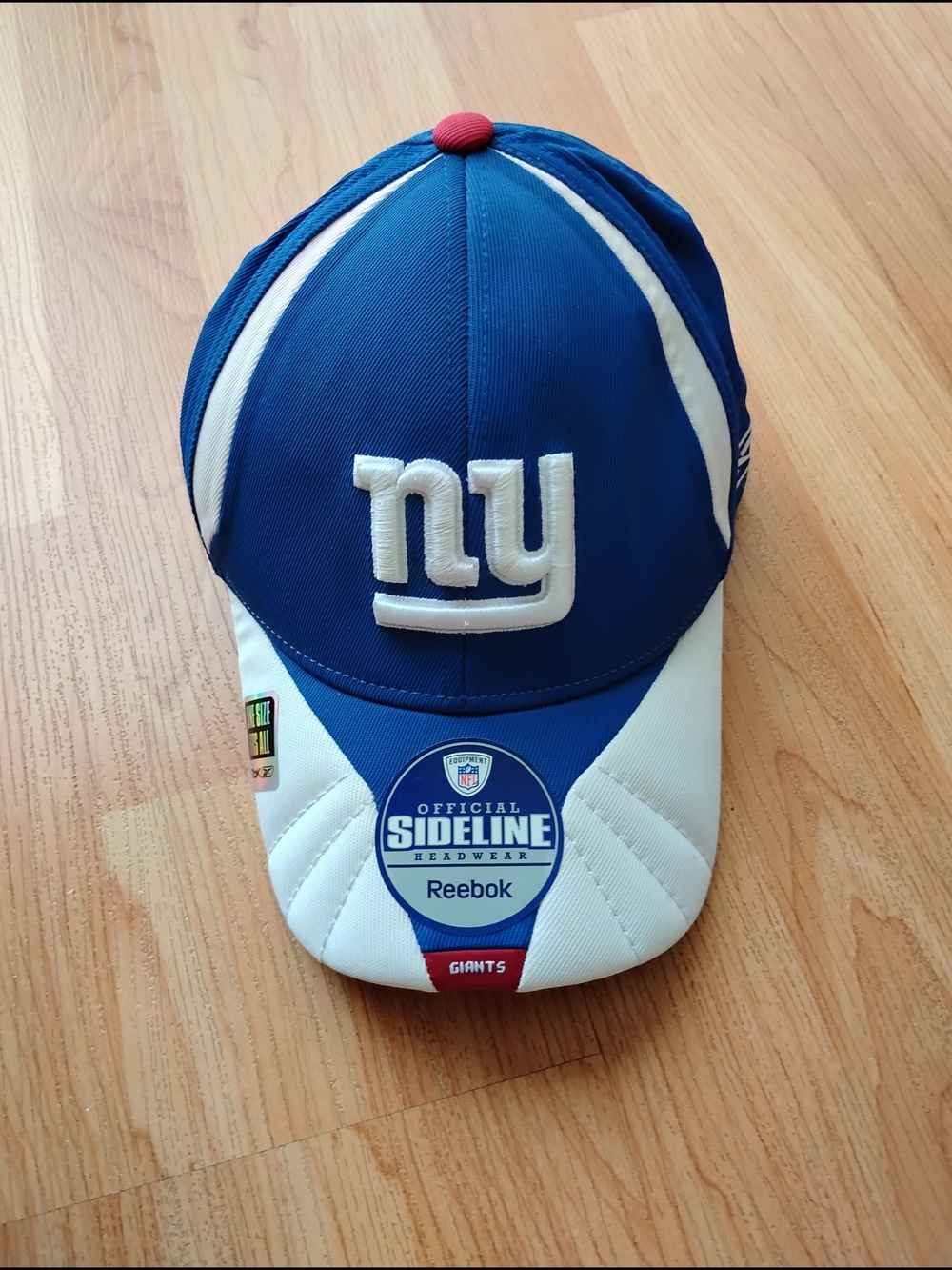 Reebok Blue, White and Red NY Giants Sideline Hat
